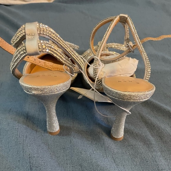 A New Day Carmin Bow Pumps, Size 5.5, NWT - Picture 6 of 8